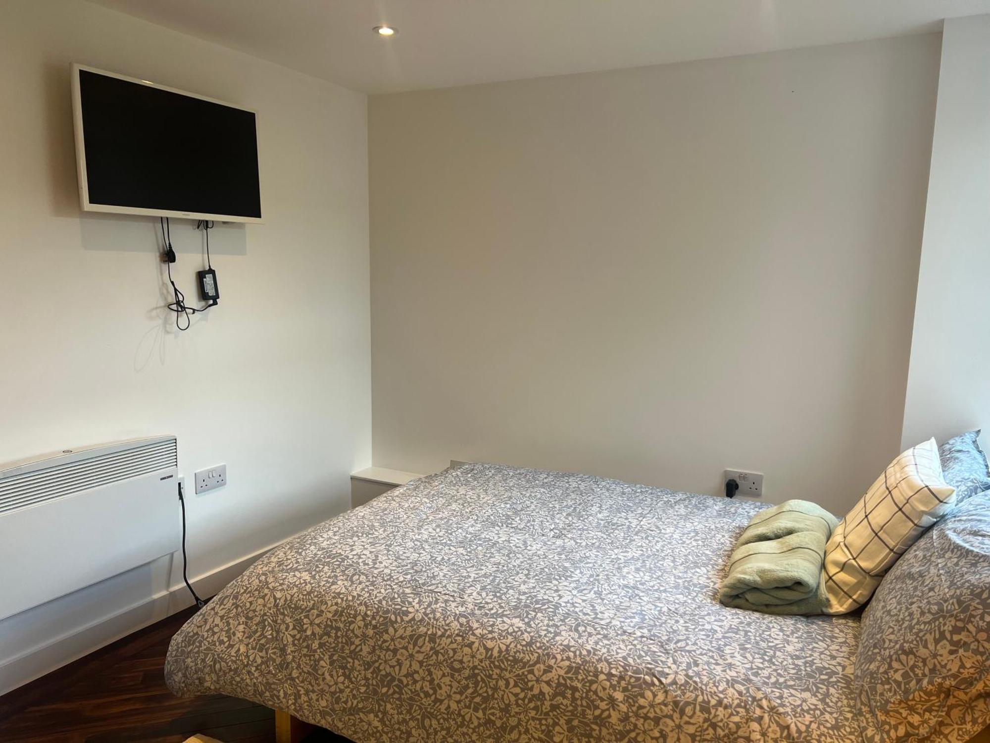 Spacious Battersea Rooms And Apartments London Ngoại thất bức ảnh