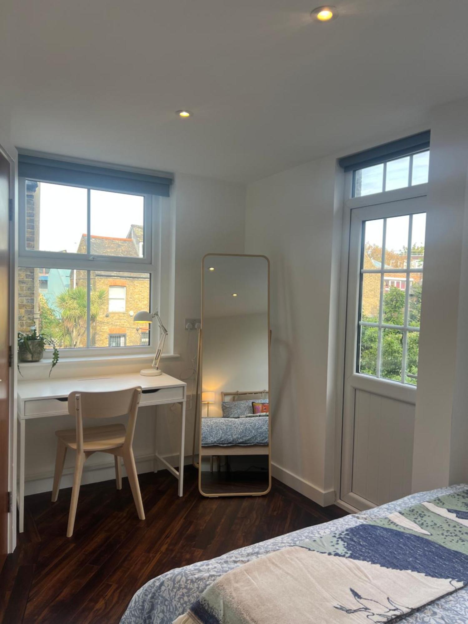 Spacious Battersea Rooms And Apartments London Ngoại thất bức ảnh