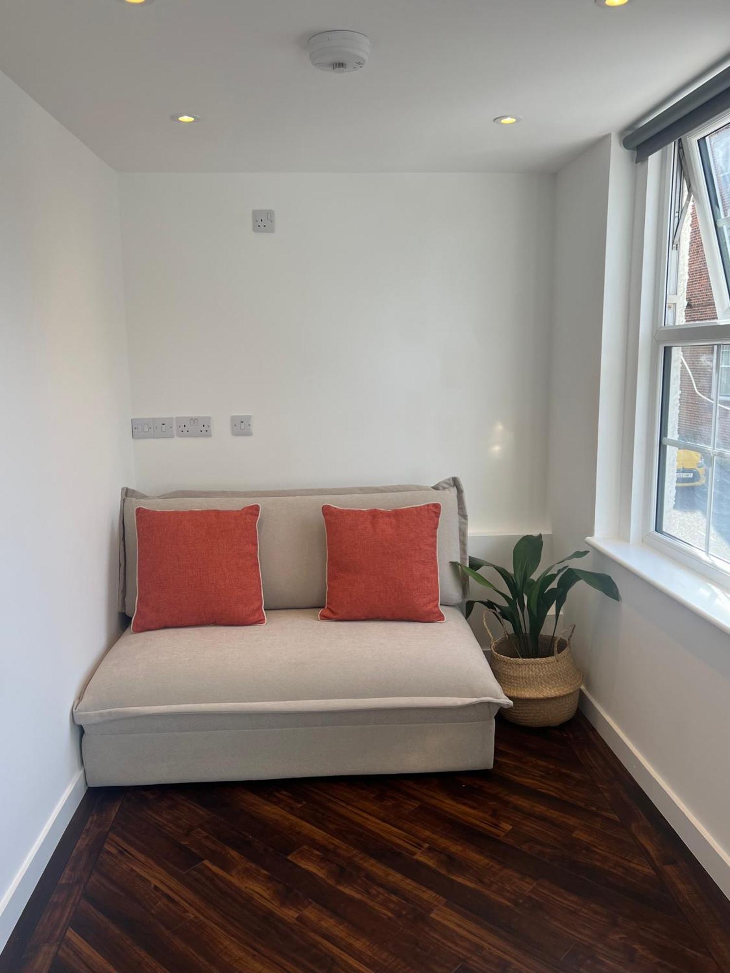 Spacious Battersea Rooms And Apartments London Ngoại thất bức ảnh