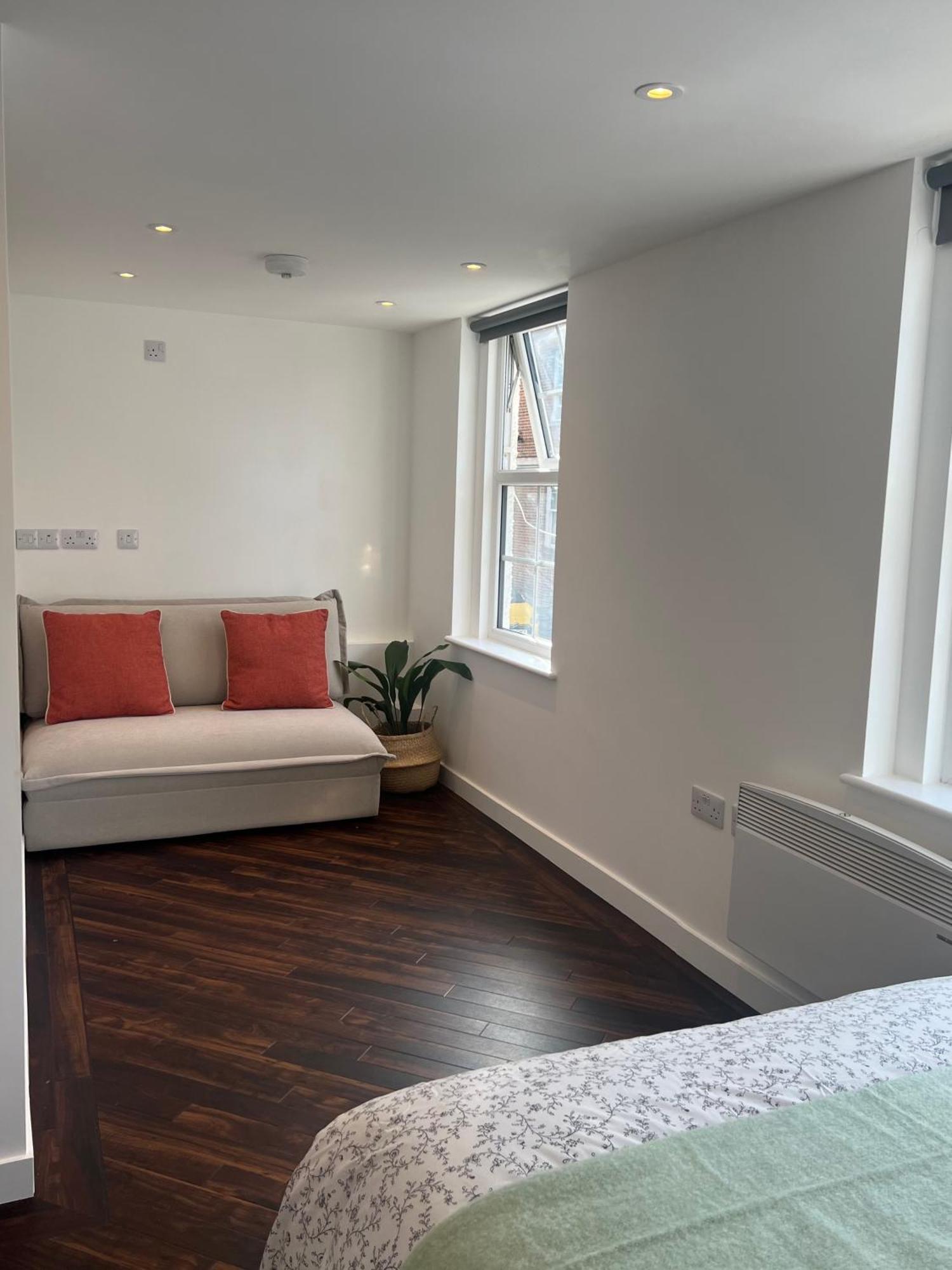 Spacious Battersea Rooms And Apartments London Ngoại thất bức ảnh